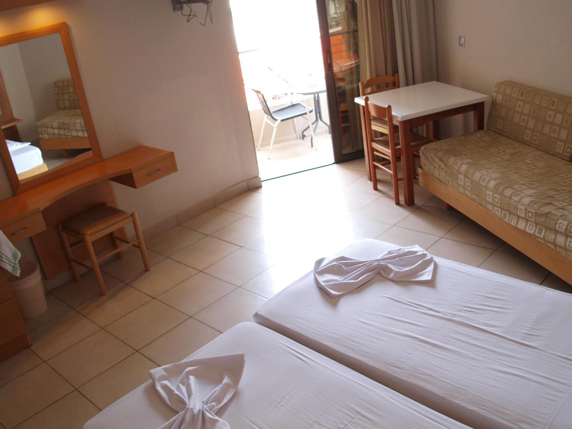 Saint Constantine Hotel Кос Екстериор снимка